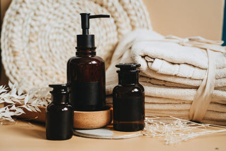SULFATE, PARABENE & SILIKONE – Was ist das und was tun sie?